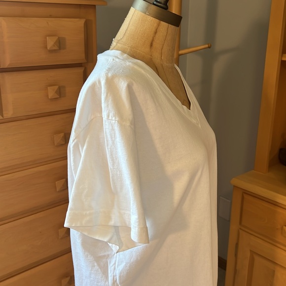 EUC Michael size small Short sleeve white tee - Picture 4 of 8